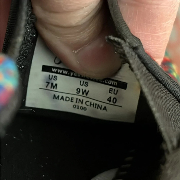 Yes We Vibe Slip on Kaleidoscope Blue Size Women's 9 - Picture 6 of 6